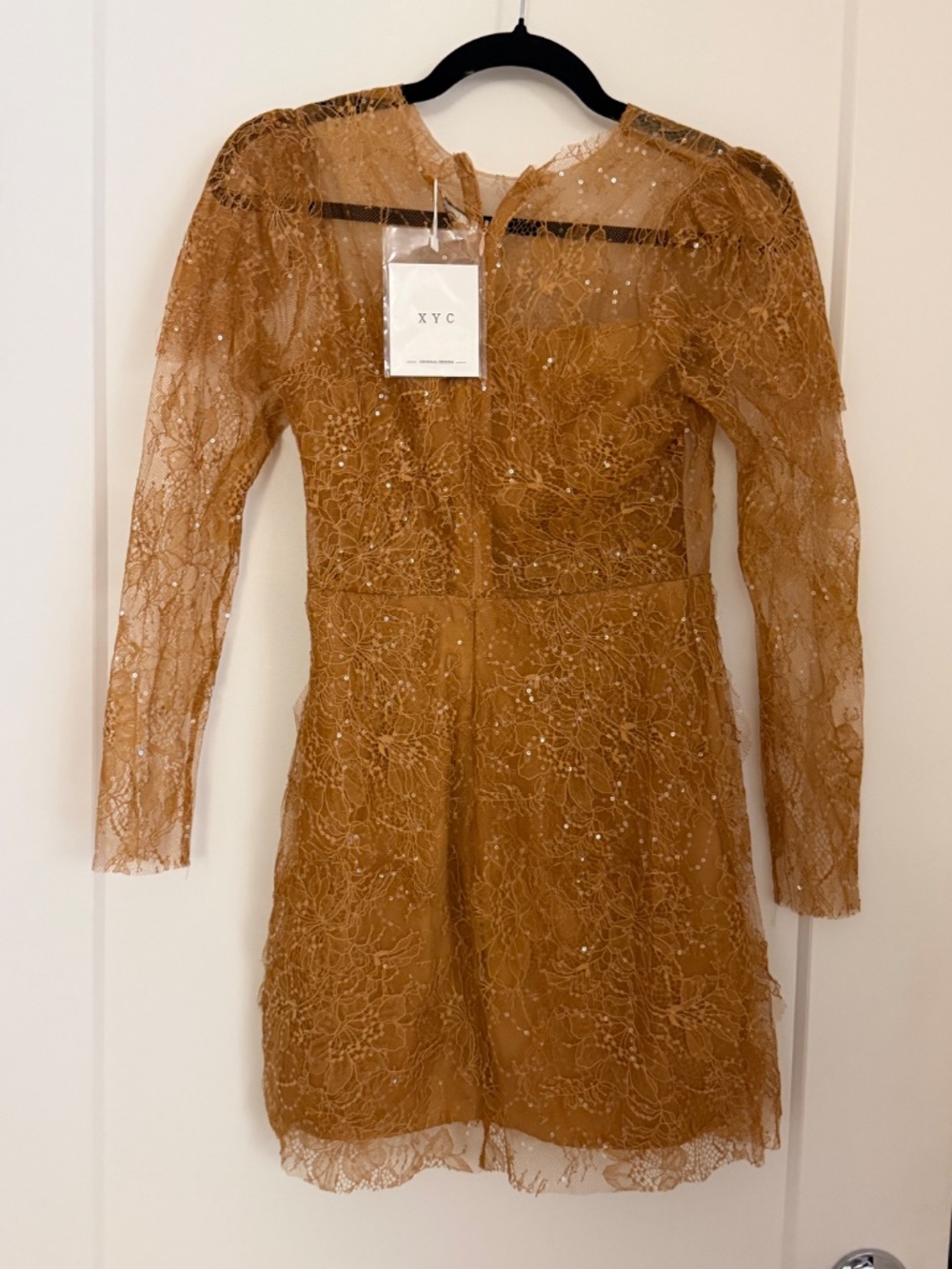 Long sleeve embroidery dress - Picture 3 of 5